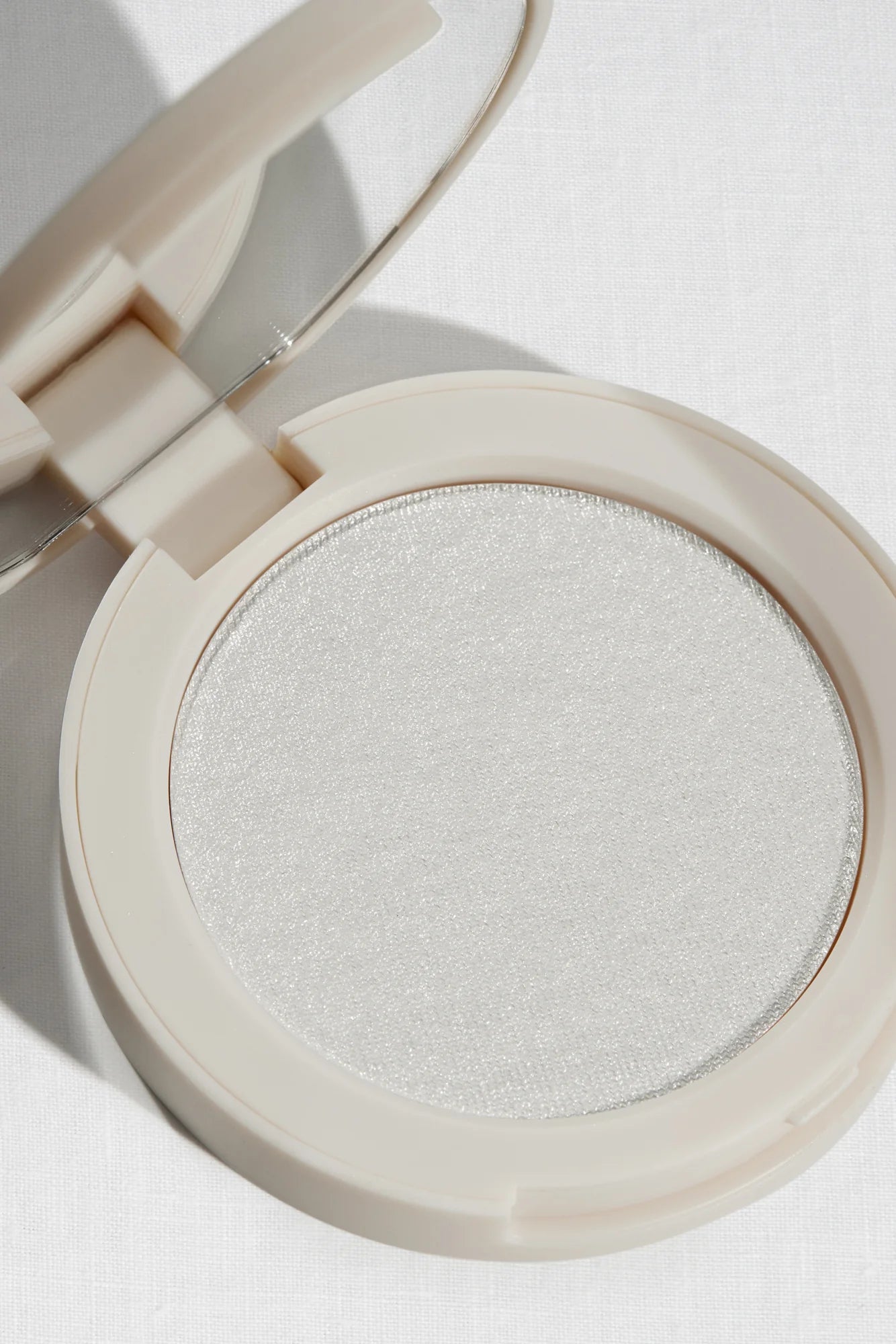 illuminateur visage blanc 