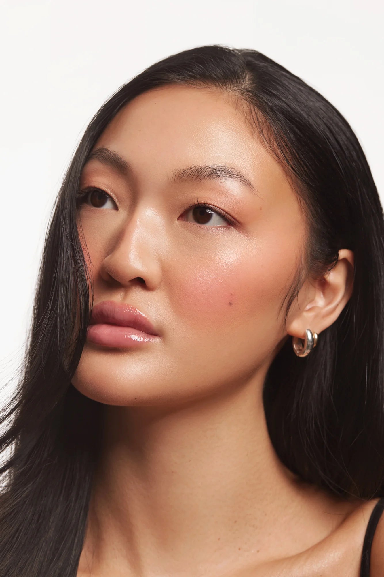 mannequin portant le blush rose selfcarebybloom