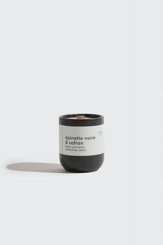chandelle odeur epinette noire et safran 