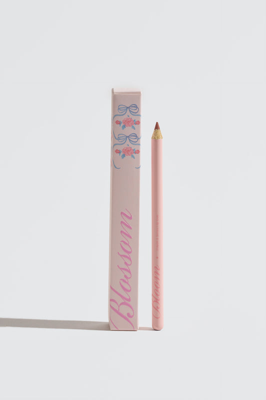 crayon à lèvres selcarebybloom