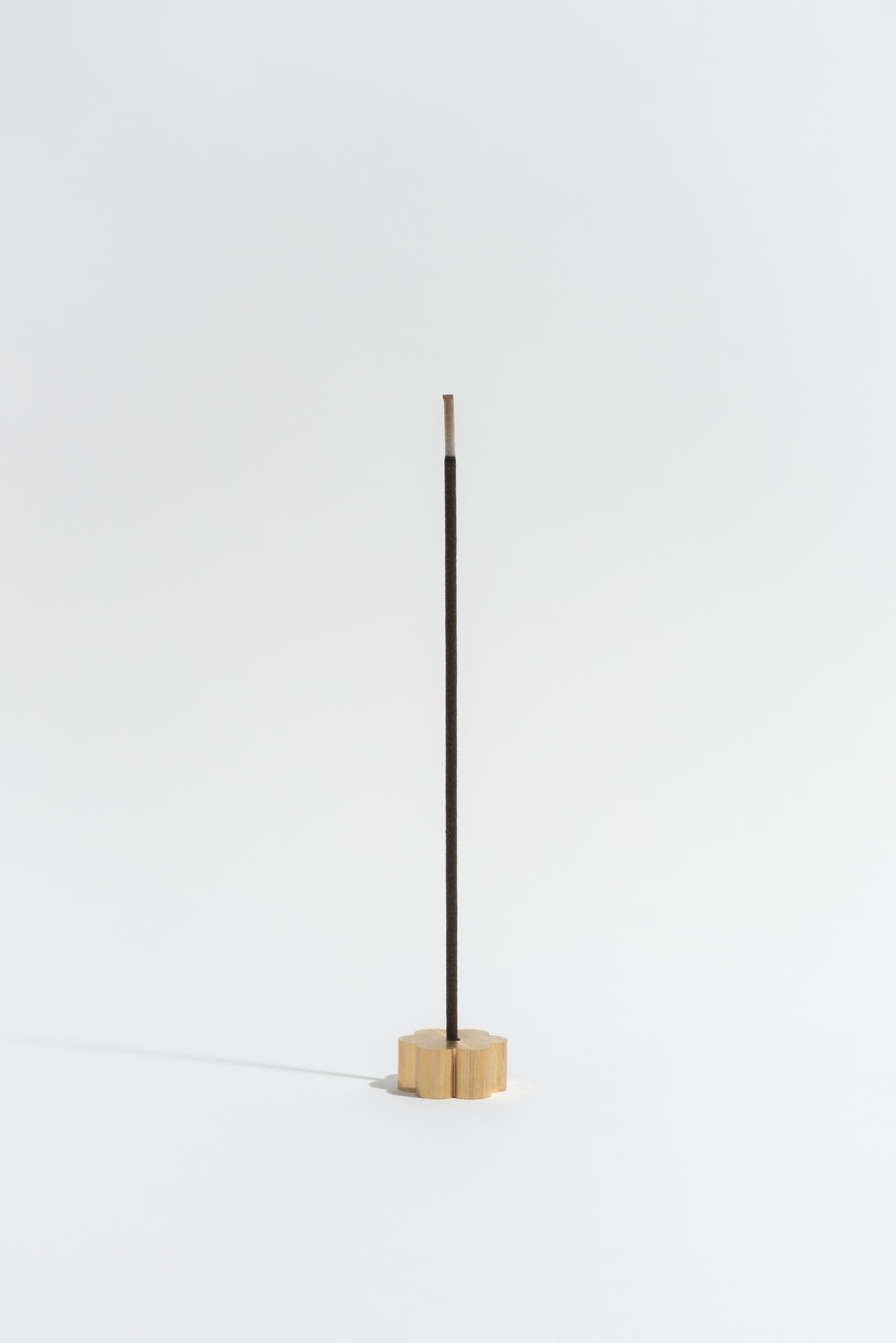 MINI PORTE-ENCENS FLEUR EN LAITON