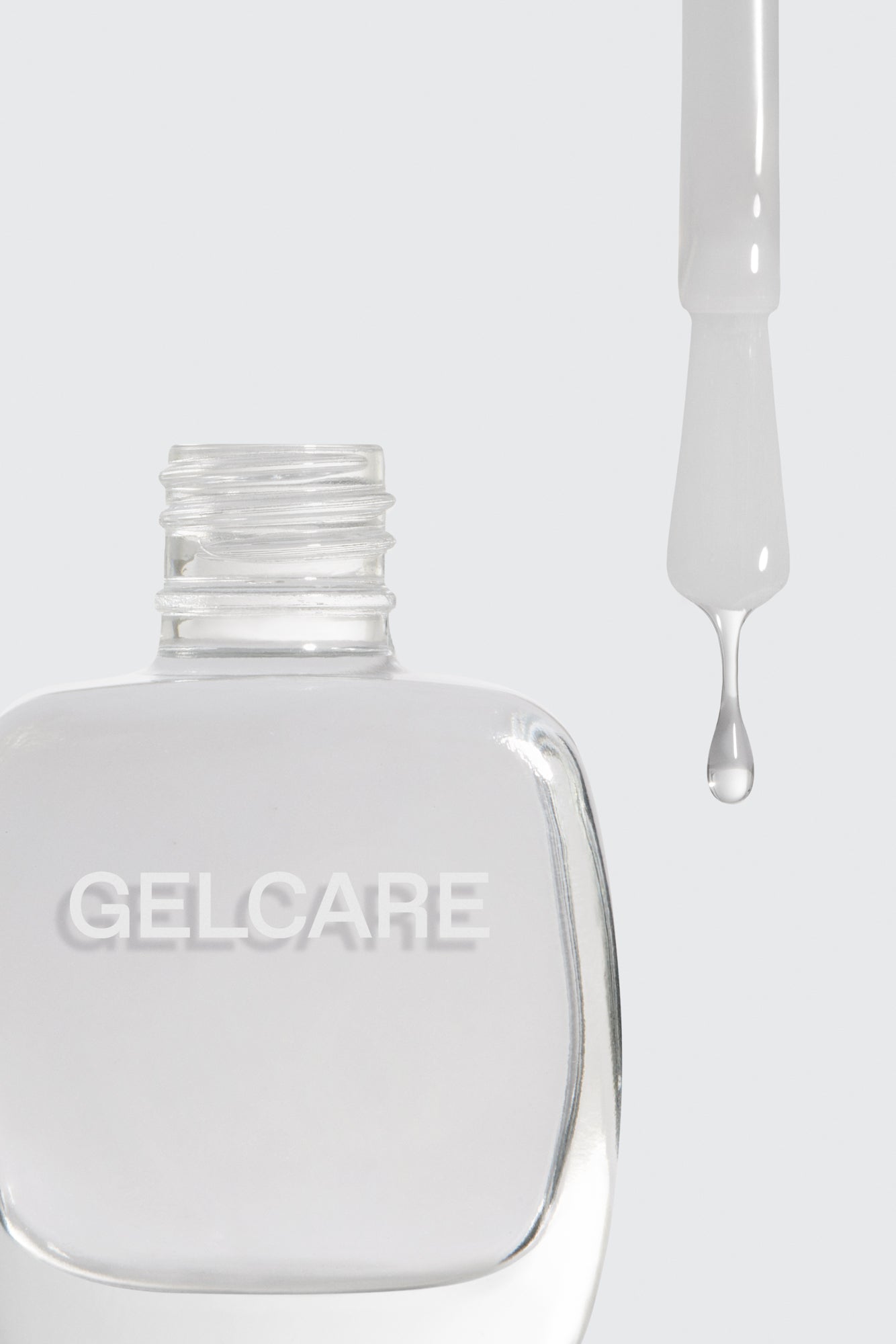 bouteille de vernis finition